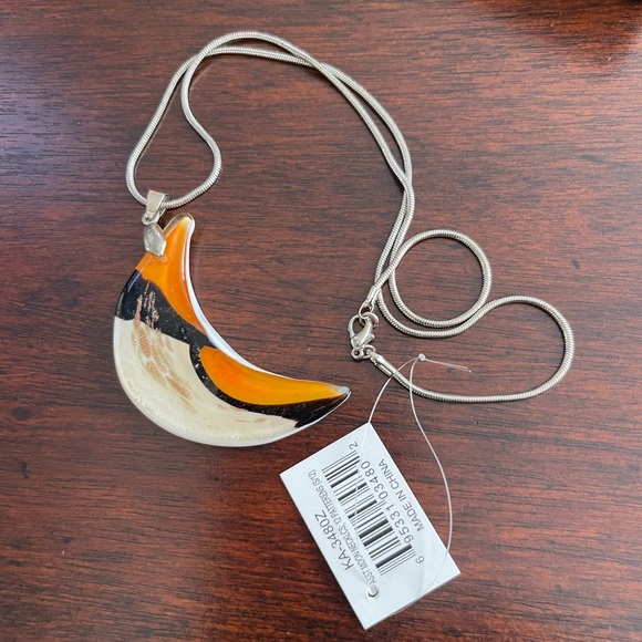 La Dolce hand blown glass moon pendant 18K white gold plated snake chain. - Picture 8 of 8